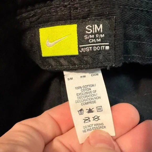 Nike black bucket hat size S/M logo summer retro y2k - Picture 4 of 4